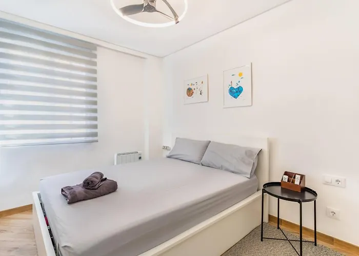2 Bdrm Granada Flat By Invalencia * Βαλένθια