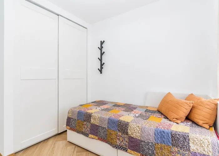 2 Bdrm Granada Flat By Invalencia Διαμέρισμα *