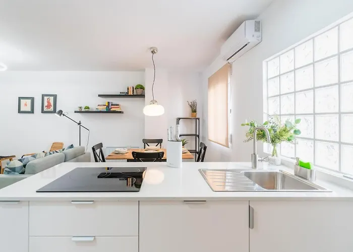 2 Bdrm Granada Flat By Invalencia